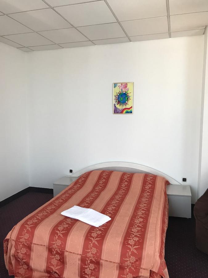 Apartament In Regim Hotelier Μπακάου Εξωτερικό φωτογραφία